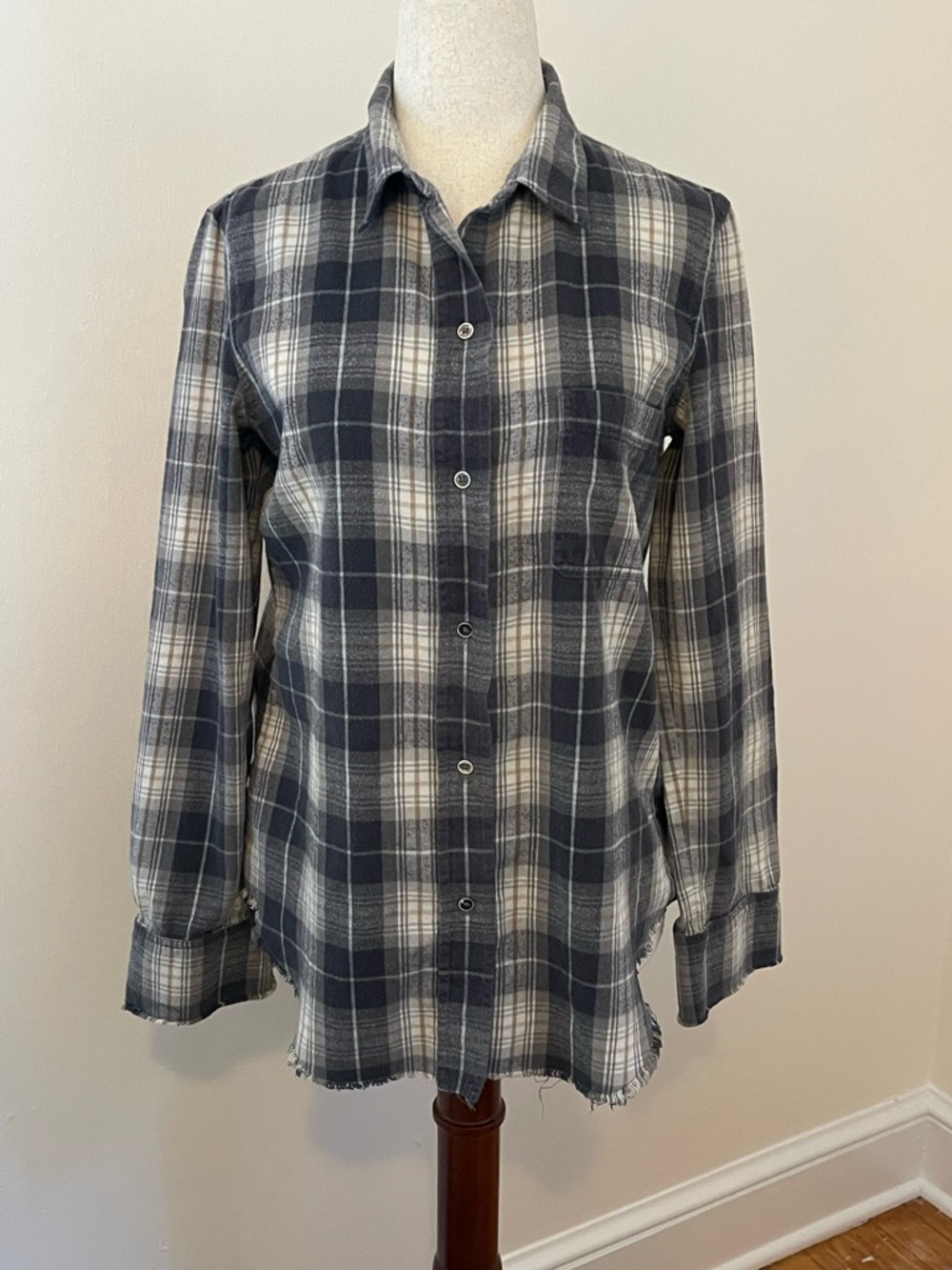 Vince Plaid Button Down Shirt S Gray Beige Frayed Hem Cotton